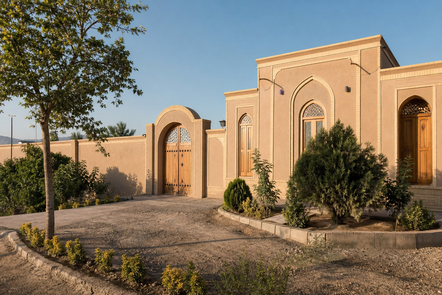 کاهگل شهرضا در نمای ویلا و دیوار باغ با سبک بومی